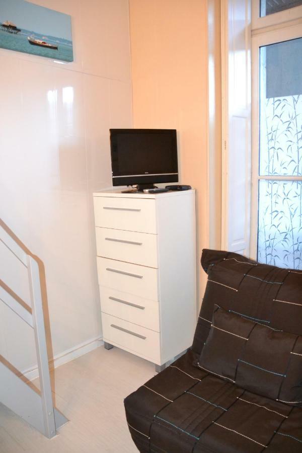 Petit Studio Dans Immeuble De Caractere Apartment Каутерец Екстериор снимка